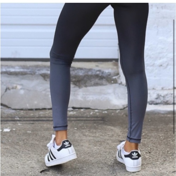 Ombre High-Waisted Leggings - Picture 3 of 3